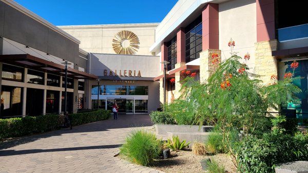 Mershops Galleria at Sunset by null