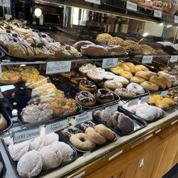 Eagles Wind Coffee House - Donuts