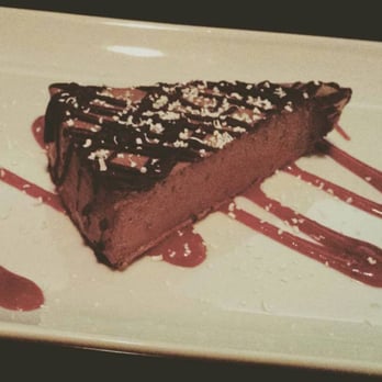 Weinkeller - Chocolate Cheyenne Dessert - Wine Bars Near Me - Niagara Falls, Ontario Weinkeller - Chocolate Cheyenne Dessert - Wine Bars Near Me - Niagara Falls, Ontario