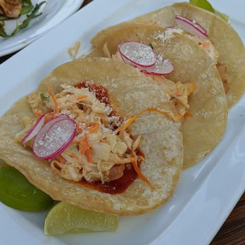 Refinery Rooftop - Shrimp tacos - Lounges Near Me - New York, New York