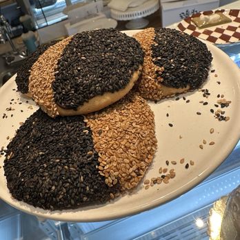 Noona's Ice Cream - Black and white sesame cookie - Ice Cream & Frozen Yogurt Near Me - New York, New York Noona's Ice Cream - Black and white sesame cookie - Ice Cream & Frozen Yogurt Near Me - New York, New York
