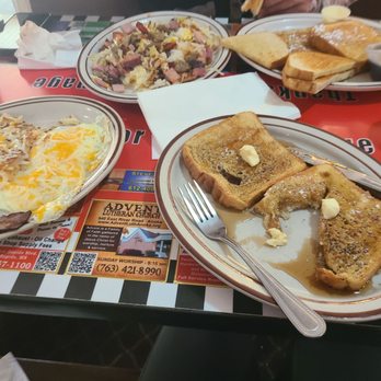 SPARKY’S CAFE Updated September 2024 56 Photos & 56 Reviews 12