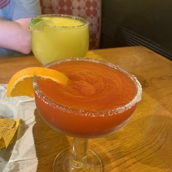 Padrinos Mexican Restaurant - strawberry and lime margarita - Mexican Near Me - St. Louis, Missouri