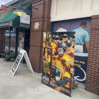 Charleston Riverdogs - Professional Sports Teams Near Me - Charleston, South Carolina Charleston Riverdogs - Professional Sports Teams Near Me - Charleston, South Carolina