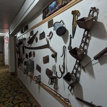 Hotel Nevada & Gambling Hall - Hallway - Hotels Near Me - Ely, Nevada