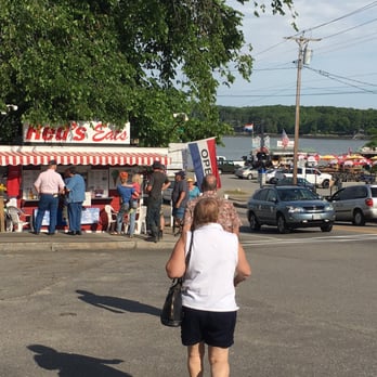 Red's Eats - Seafood Near Me - Wiscasset, Maine Red's Eats - Seafood Near Me - Wiscasset, Maine