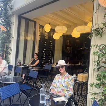 Les Artizans - Restaurant view - Patisserie/Cake Shop Near Me - Paris, 75