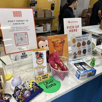 Acai Monkey Bowls - a display of items for sale - Bubble Tea Near Me - Cornelius, Oregon Acai Monkey Bowls - a display of items for sale - Bubble Tea Near Me - Cornelius, Oregon