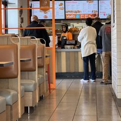 Popeyes Louisiana Kitchen - Counter area, that gets crowded