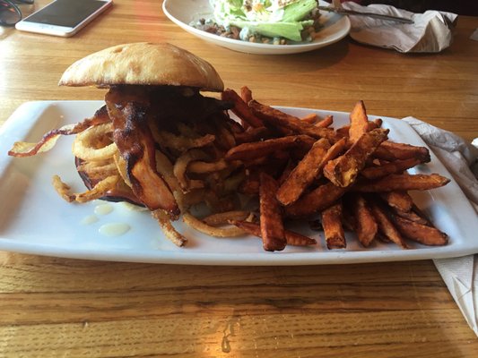 Applebee's Grill + Bar by null