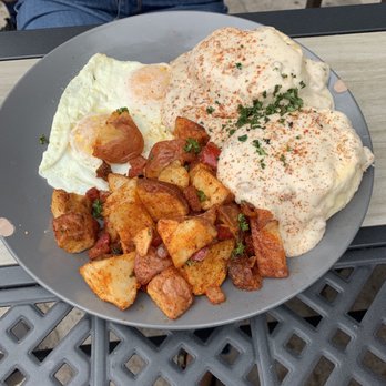 The Hideout Kitchen - Biscuits and Gravy with Potatoes - New American Near Me - Lafayette, California The Hideout Kitchen - Biscuits and Gravy with Potatoes - New American Near Me - Lafayette, California