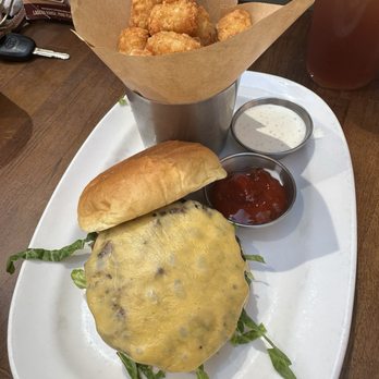 The Counter - Cheeseburger - Burgers Near Me - Ladera Ranch, California The Counter - Cheeseburger - Burgers Near Me - Ladera Ranch, California