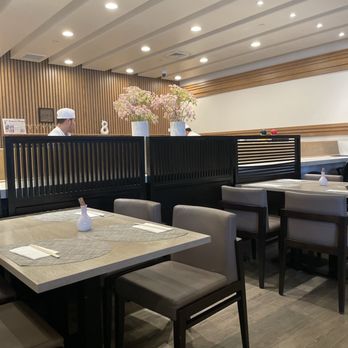 Omiza - The vibe is good,good tasting - Pan Asian Near Me - Doylestown, Pennsylvania