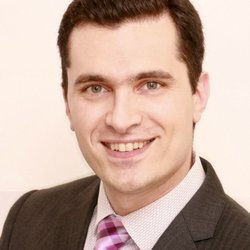 Redmond Family Smiles - Dr Navid Farzadfar DDS Family dentist and Cosmetic dentist.