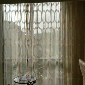 Charleston Marriott - Windows - Hotels Near Me - Charleston, South Carolina