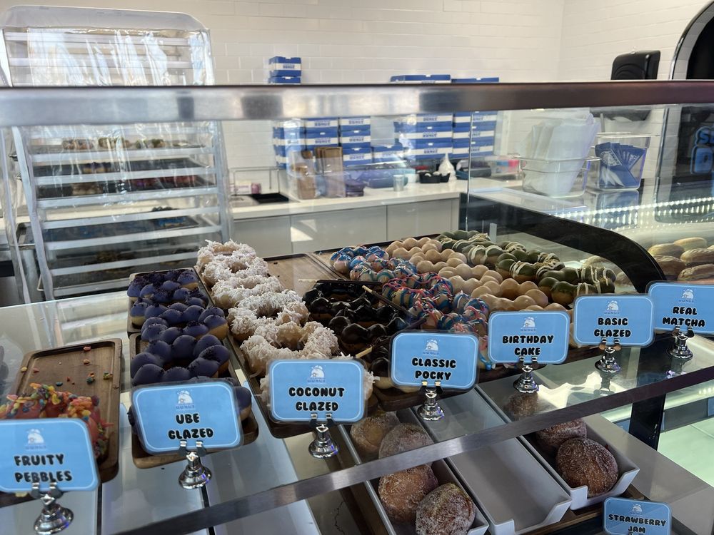 SLEEPYHEAD DONUT Updated July 2024 93 Photos & 17 Reviews 3977 S