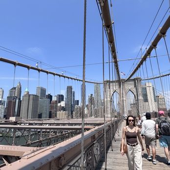 Brooklyn Bridge - Landmarks & Historical Buildings Near Me - Brooklyn, New York
