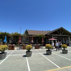 Peacock Gap Golf Club - Range cafe