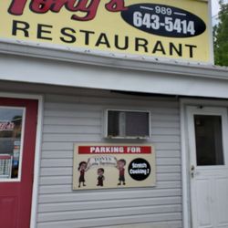 Tony's Little Bambino's - The sign