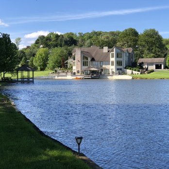 Dockside Bed & Breakfast - House, lake, and guest gazebo - Bed & Breakfast Near Me - New Tripoli, Pennsylvania Dockside Bed & Breakfast - House, lake, and guest gazebo - Bed & Breakfast Near Me - New Tripoli, Pennsylvania