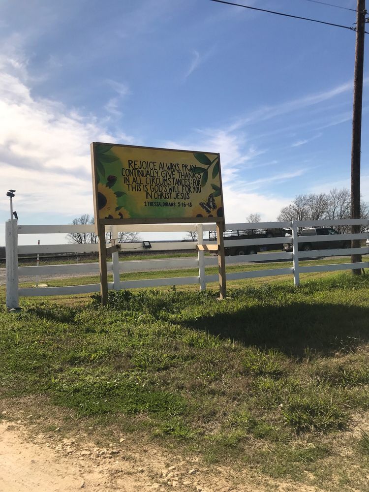 AMAZING GRACE THRIFT SHOP Updated August 2024 6722 N Hwy 36