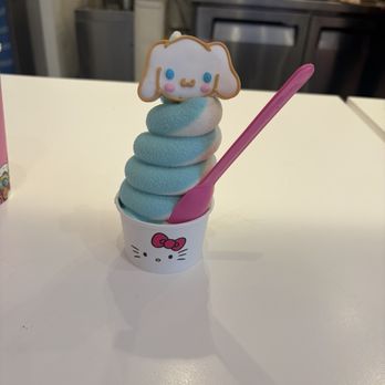 Hello Kitty Cafe - Cafes Near Me - Irvine, California