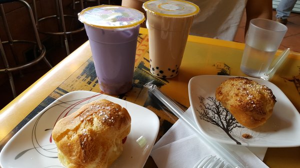 Bravo Bakery by null