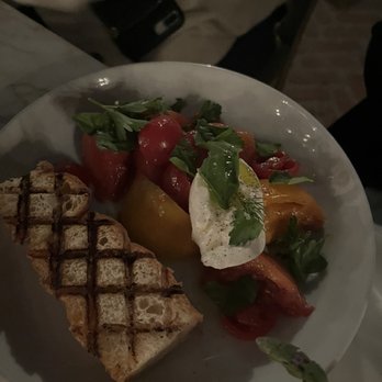Laurel Hardware - Heirloom Tomato & Burrata - New American Near Me - West Hollywood, California