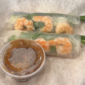 Mía and More - R-8 GOI CUON (Traditional Spring Rolls) - Bubble Tea Near Me - Kent, Washington Mía and More - R-8 GOI CUON (Traditional Spring Rolls) - Bubble Tea Near Me - Kent, Washington