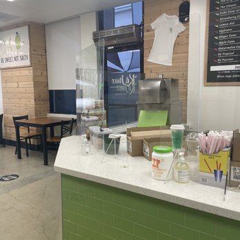 Ko Juice - Interior. - Coffee & Tea Near Me - Glendale, California Ko Juice - Interior. - Coffee & Tea Near Me - Glendale, California