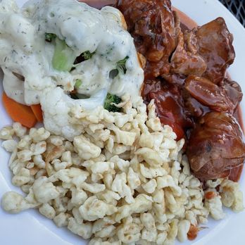 Sauter's Inn Restaurant - Chicken paprikash - Canadian (New) Near Me - Ajax, Ontario