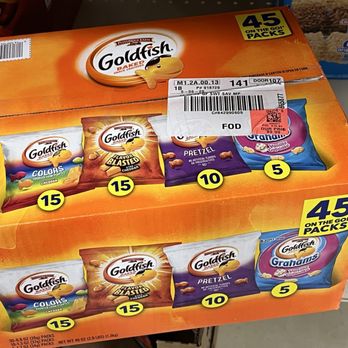 Ollie's Bargain Outlet - Discount Store Near Me - Farmington, Michigan