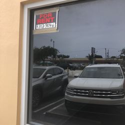 Junk’n Jypsys - For rent... place is empty ;(