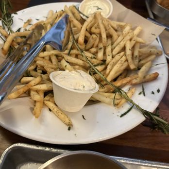 Central Kitchen + Bar - Gastropubs Near Me - Detroit, Michigan