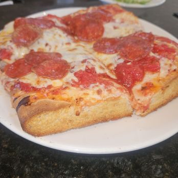 Domenico's Ristorante - Sicilian pepperoni pizza - Italian Near Me - Cranberry Twp, Pennsylvania