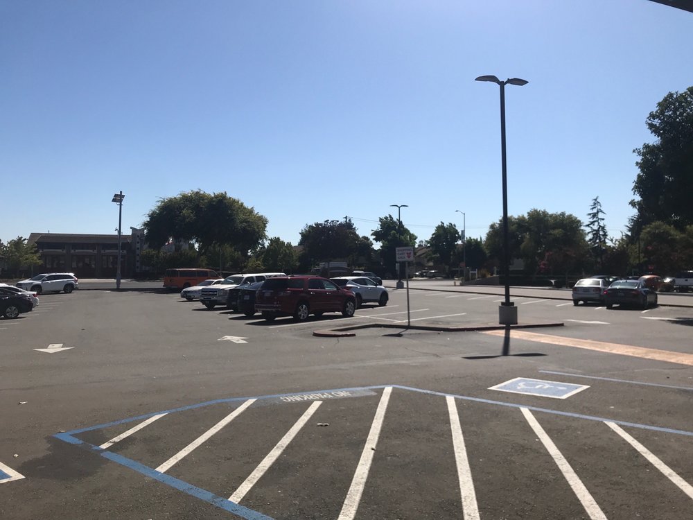 BROOKVALE SHOPPING CENTER Updated October 2024 11 Photos 35754