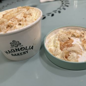 Magnolia Bakery - Classic Banana Pudding - Bakeries Near Me - Chicago, Illinois Magnolia Bakery - Classic Banana Pudding - Bakeries Near Me - Chicago, Illinois