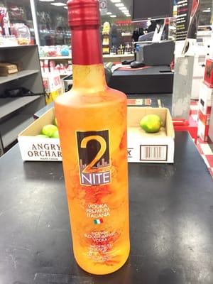 Lee's Discount Liquor by null