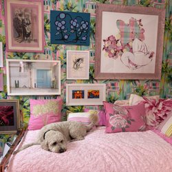 She Hangs LA - Gallery wall design and installation for actor and comedian, Caroline Rhea.