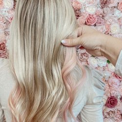 Nichole Marie Salon