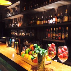 Urbano Bar - La barra.
