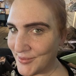 Natural Eyebrow Threading - Eyebrow thread and tint