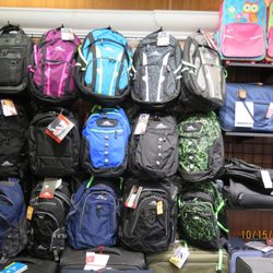 Deluxe Travel Store