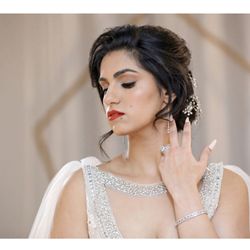 Hairpins and Happiness - Stylized Michigan wedding vendors photoshoot
Love Infinity Ink #hairpinsandhappiness