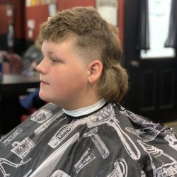 Cuttin’ Above Barber