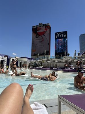 Boulevard Pool by null