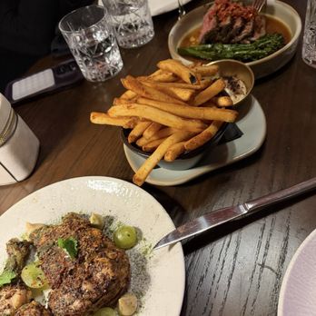 Mar'aa Yorkville - Middle Eastern Near Me - Toronto, Ontario Mar'aa Yorkville - Middle Eastern Near Me - Toronto, Ontario