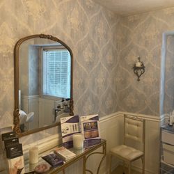Debbie Whitt Esthetics - Facial Room