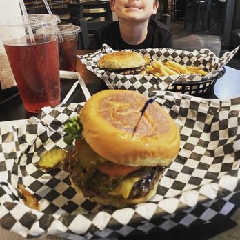 LA Burger - Burgers Near Me - Richardson, Texas