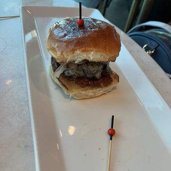 Paloma Bar de Tapas - Wagyu sliders, it comes with 3 - Tapas Bars Near Me - Chattanooga, Tennessee